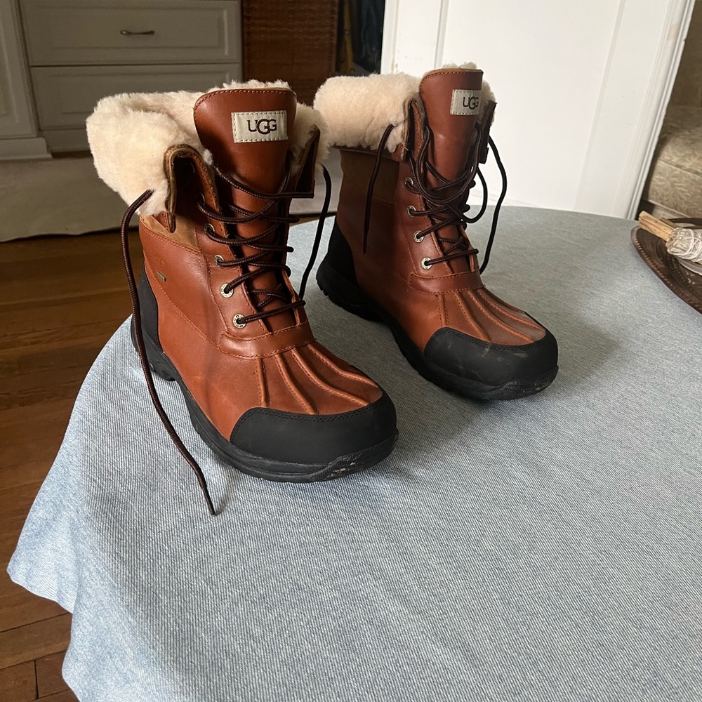 Men’s Ugg Butte Waterproof Boots Size 10 in Great Condition